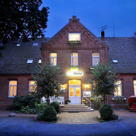 Land-Gut-Hotel Allerhof Frankenfeld Buitenkant foto