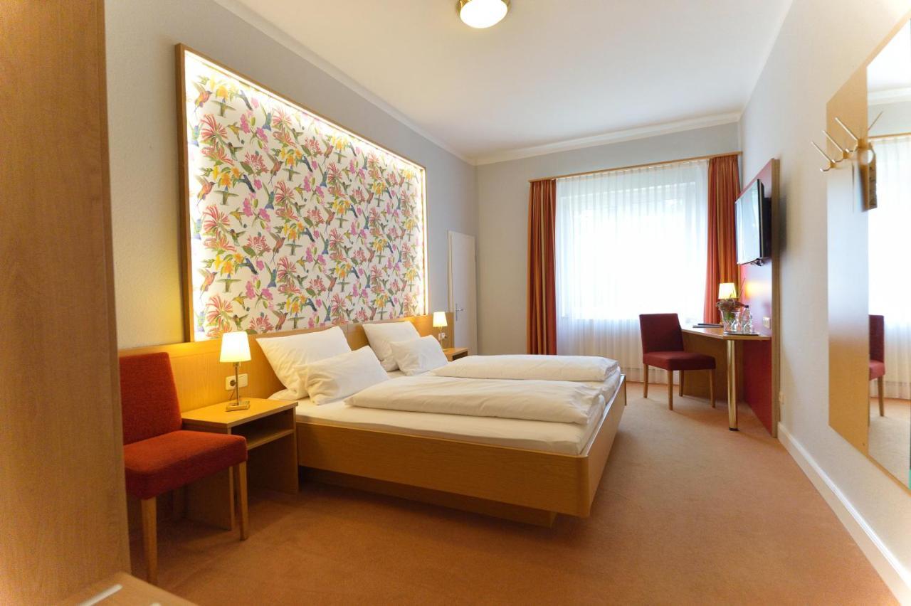 Land-Gut-Hotel Allerhof Frankenfeld Buitenkant foto