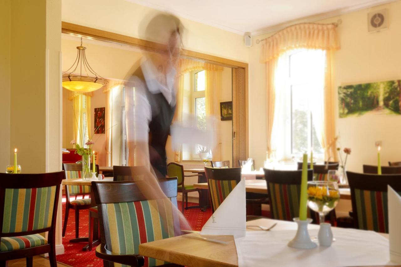 Land-Gut-Hotel Allerhof Frankenfeld Buitenkant foto