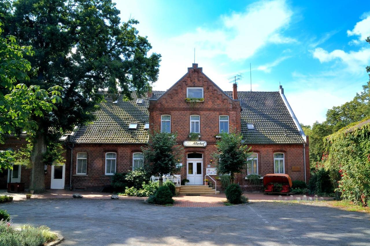 Land-Gut-Hotel Allerhof Frankenfeld Buitenkant foto