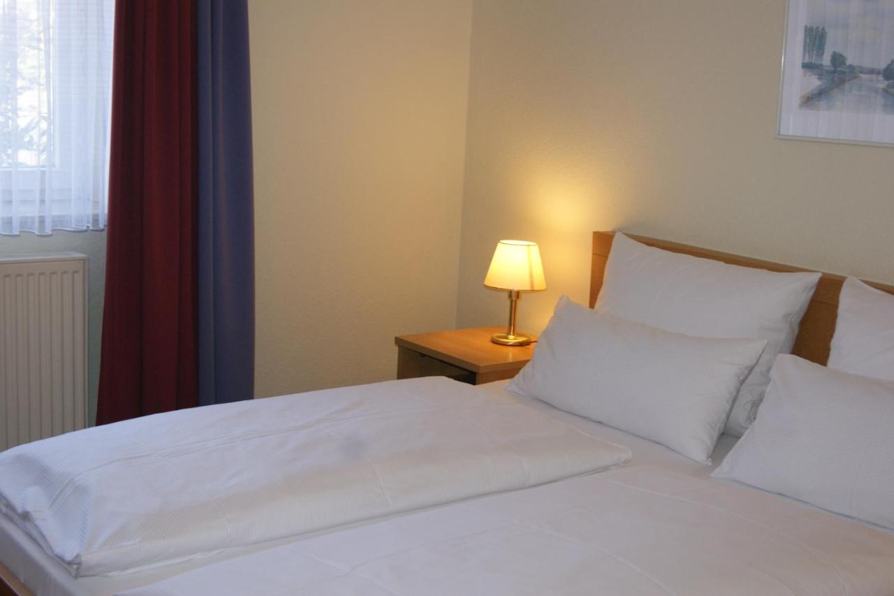 Land-Gut-Hotel Allerhof Frankenfeld Buitenkant foto